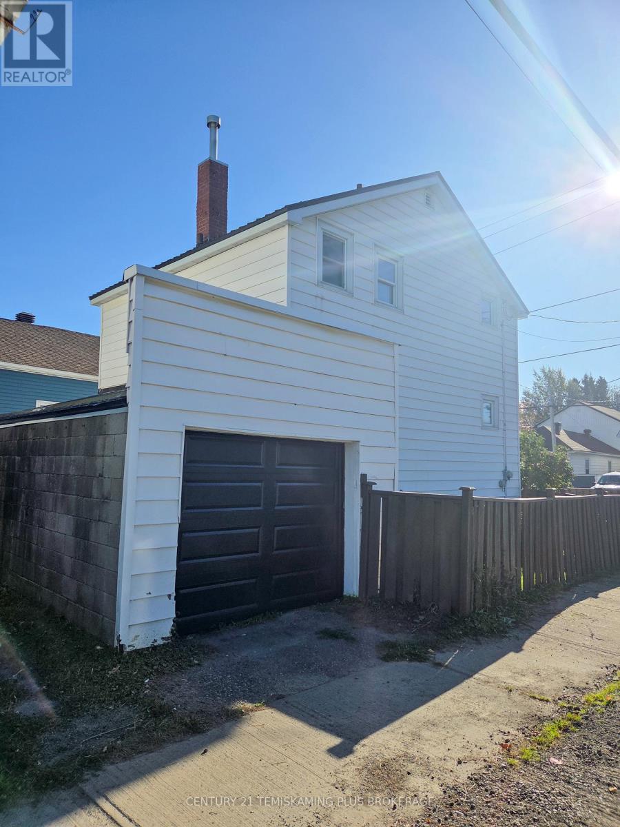 90 Tower Street, Kirkland Lake, Ontario  P2N 1P6 - Photo 24 - T12438419