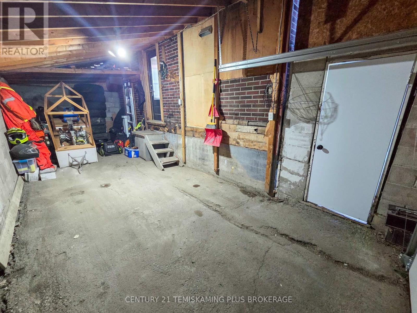 90 Tower Street, Kirkland Lake, Ontario  P2N 1P6 - Photo 25 - T12438419