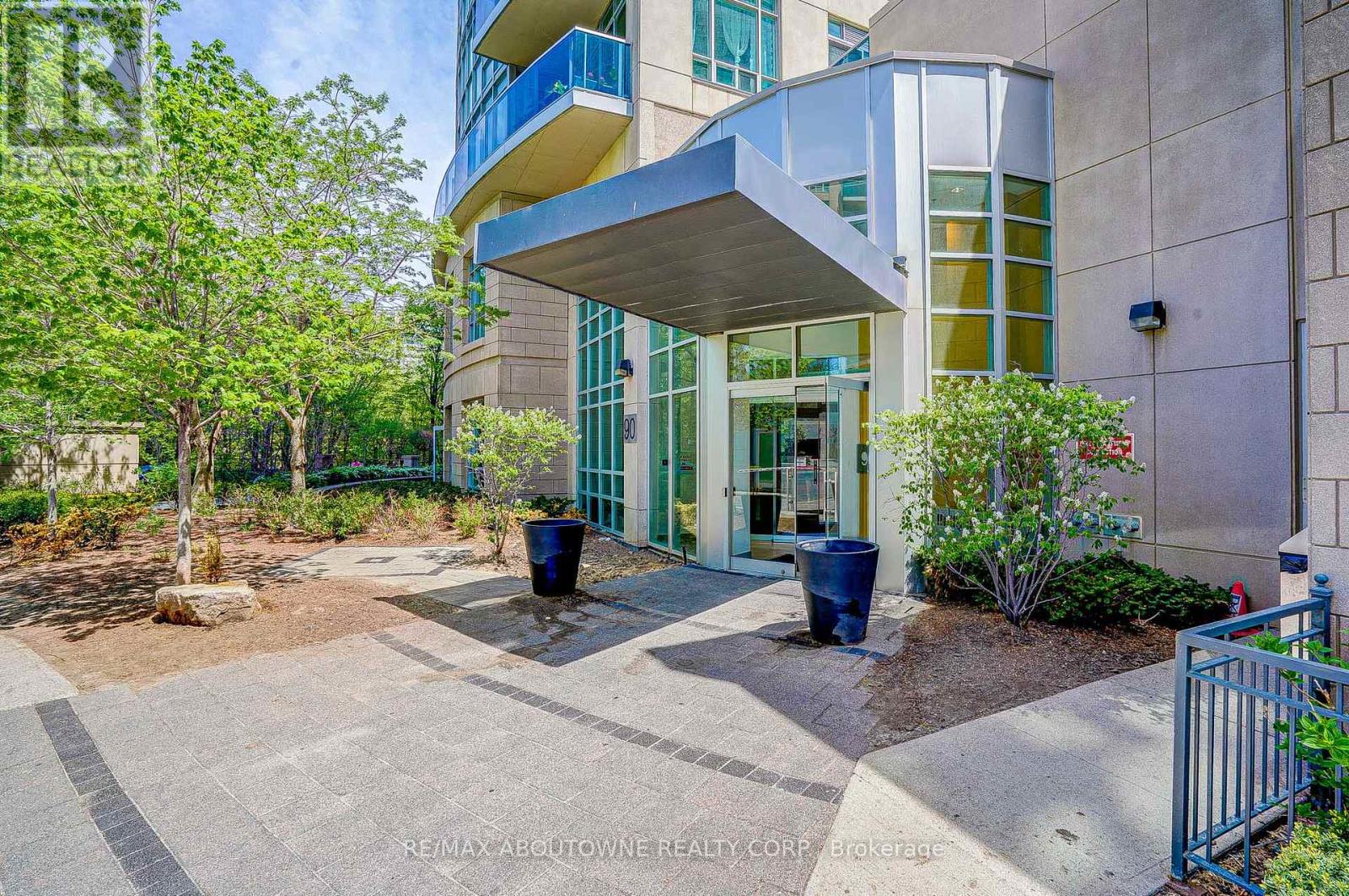 2705 - 90 Absolute Avenue, Mississauga, Ontario  L4Z 0A3 - Photo 2 - W12438175