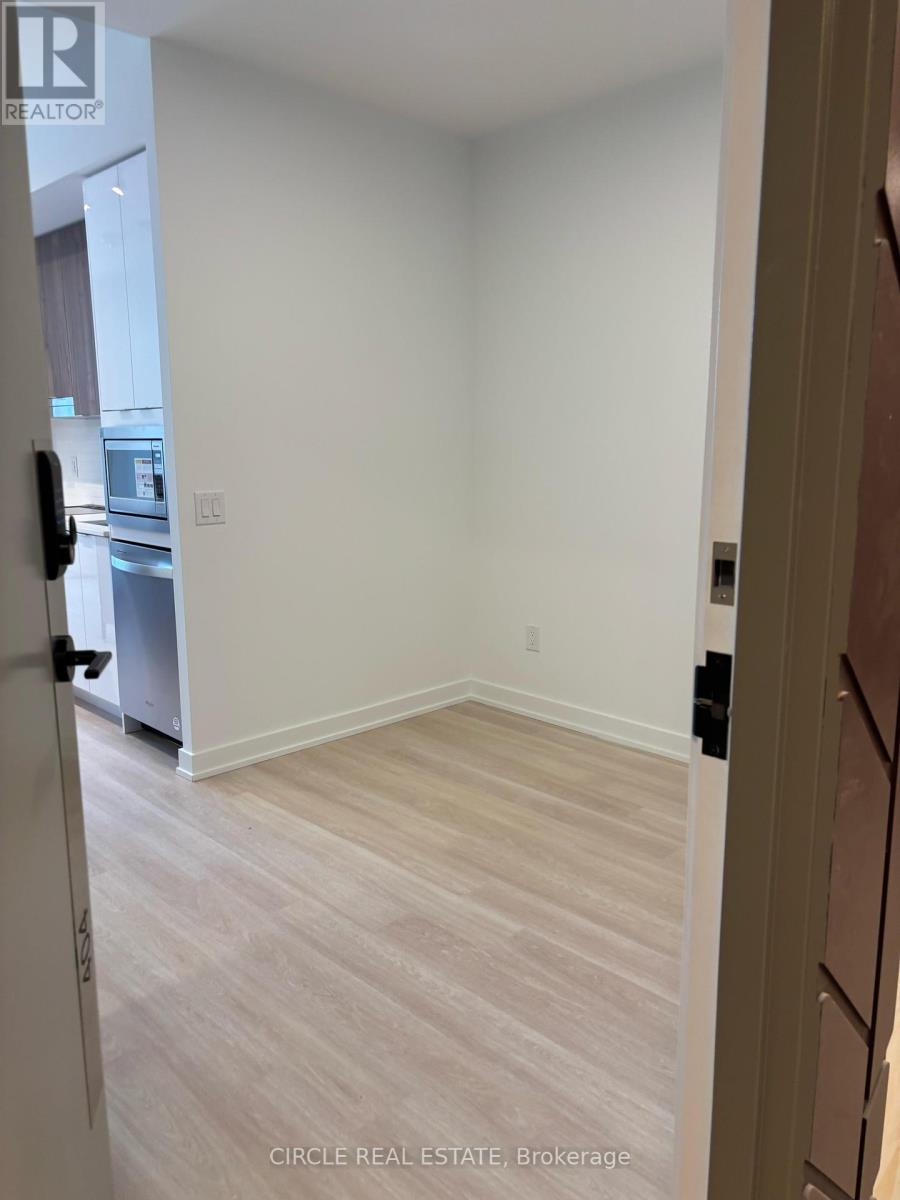 404 - 5105 Hurontario Street, Mississauga, Ontario  L4Z 0C9 - Photo 1 - W12438216