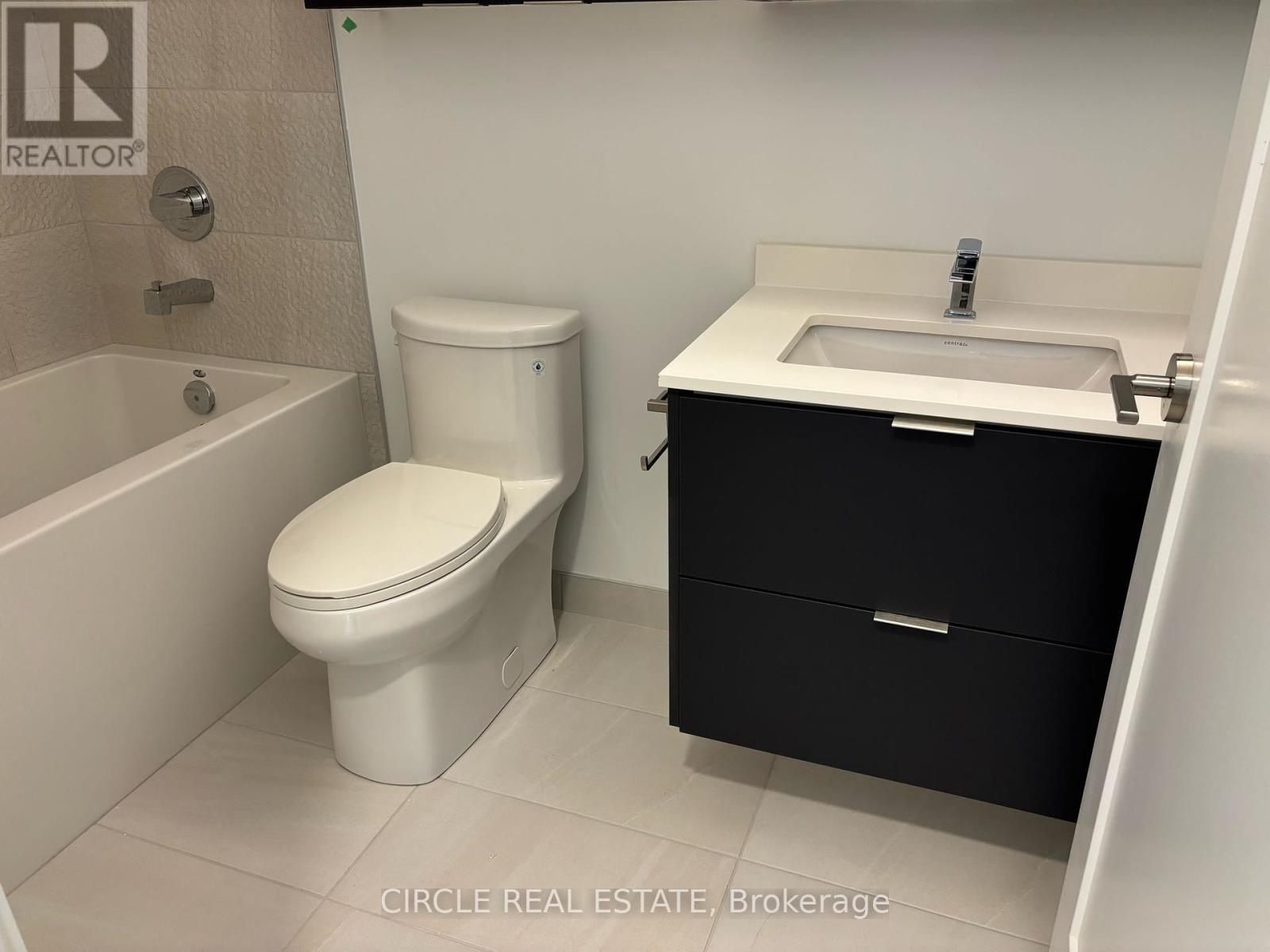 404 - 5105 Hurontario Street, Mississauga, Ontario  L4Z 0C9 - Photo 18 - W12438216