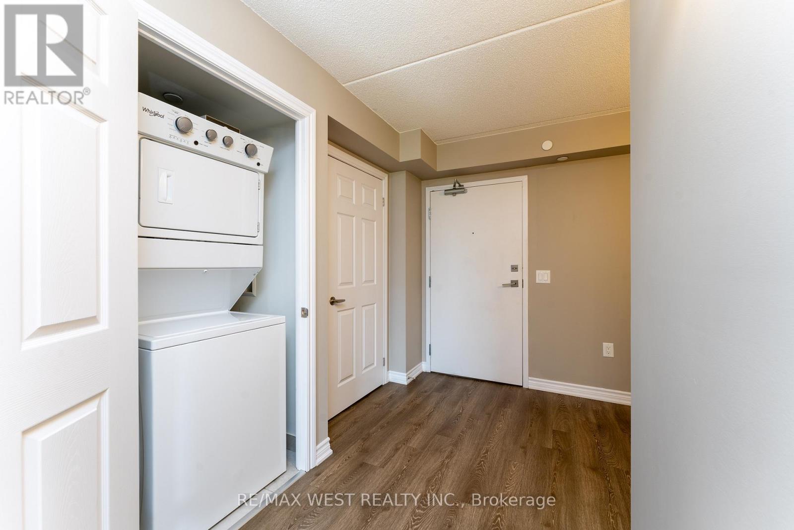 910 - 716 Main Street, Milton, Ontario  L9T 9L9 - Photo 10 - W12438237