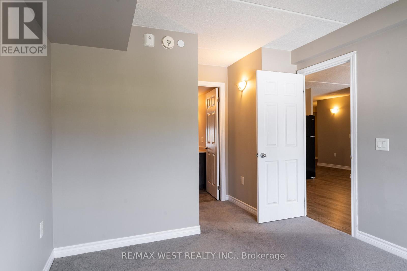 910 - 716 Main Street, Milton, Ontario  L9T 9L9 - Photo 26 - W12438237
