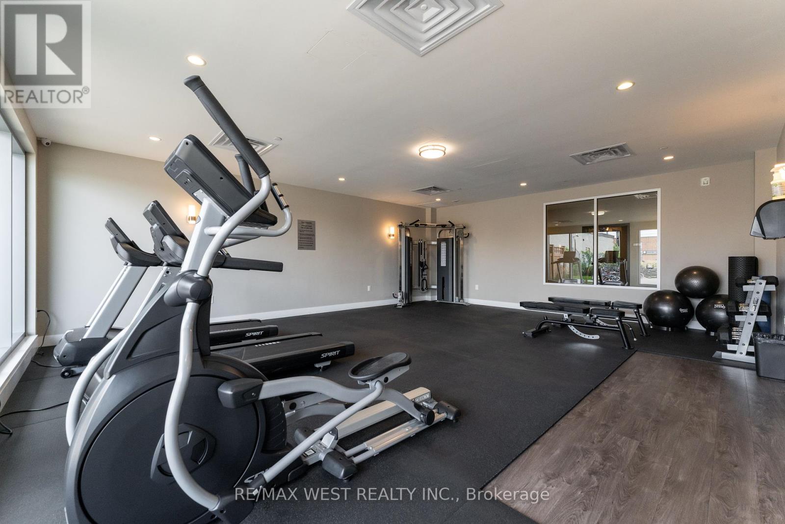 910 - 716 Main Street, Milton, Ontario  L9T 9L9 - Photo 42 - W12438237