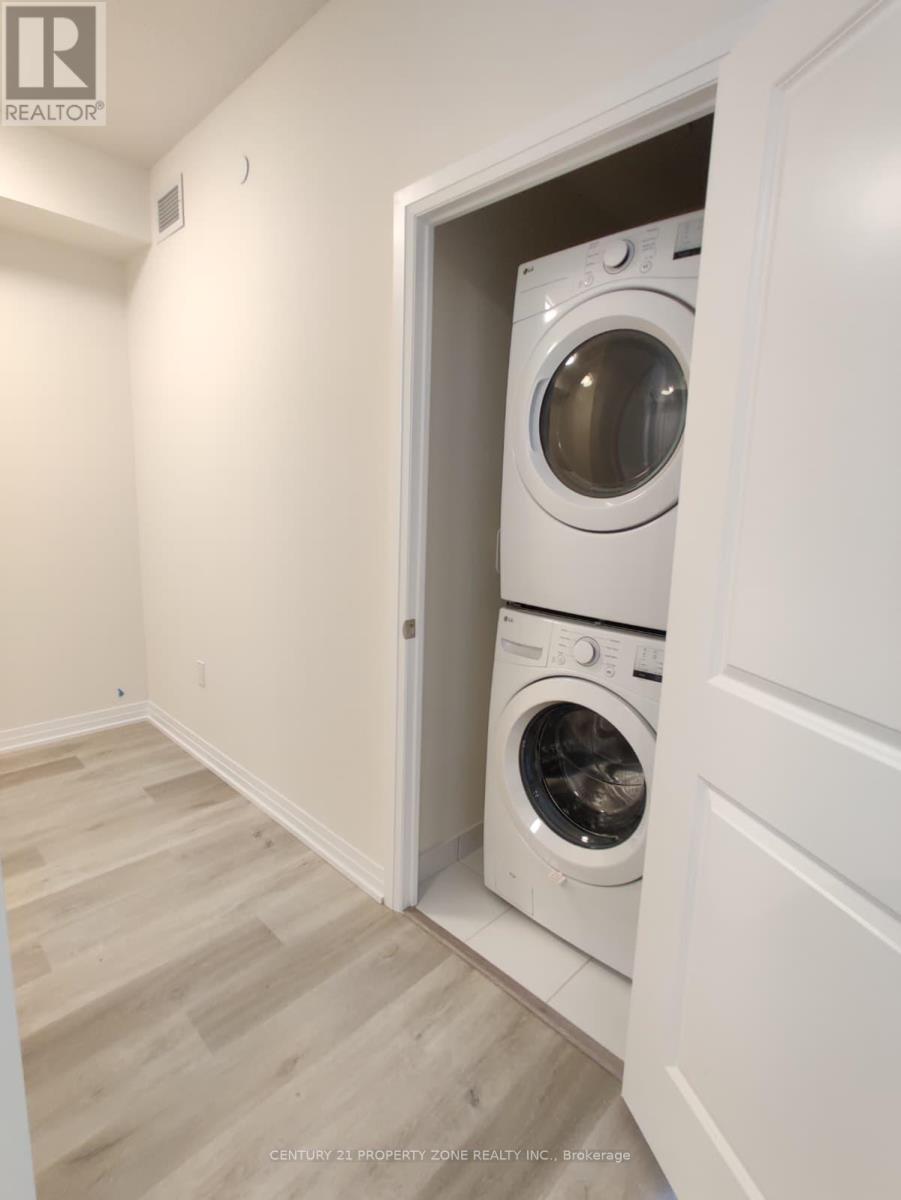 322 - 15 Watergarden Drive, Mississauga, Ontario  L5R 1B2 - Photo 14 - W12438238