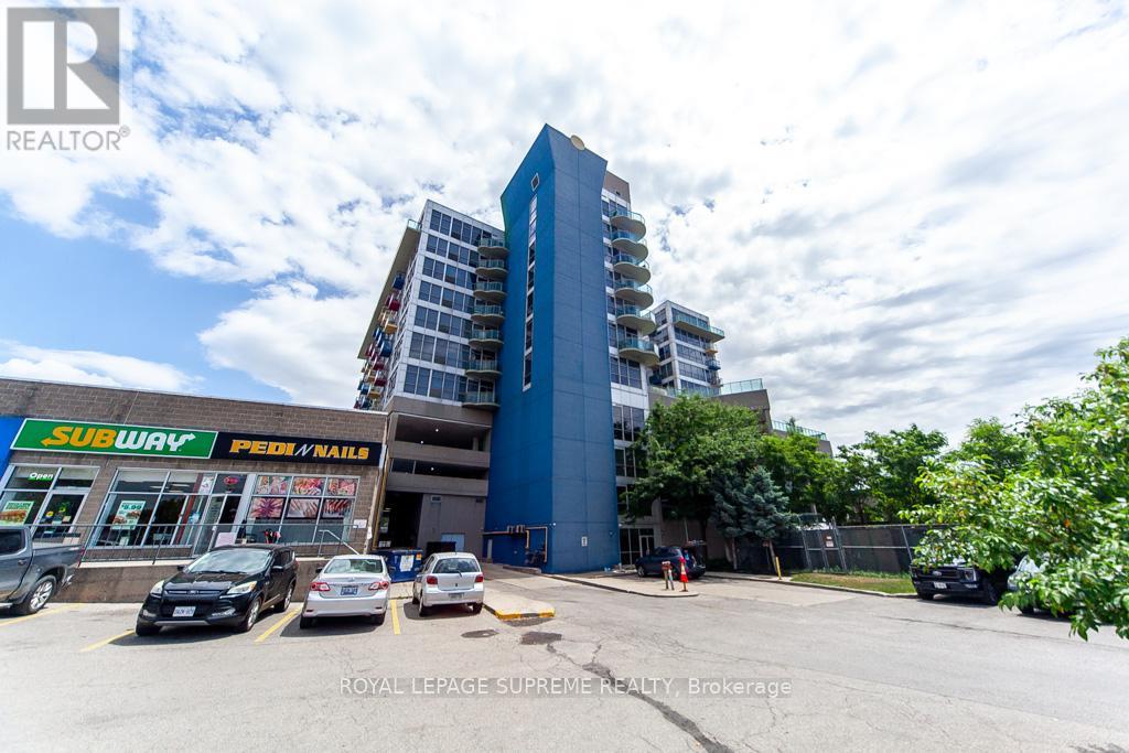 202 - 1600 Keele Street, Toronto, Ontario  M6N 5J1 - Photo 4 - W12438241
