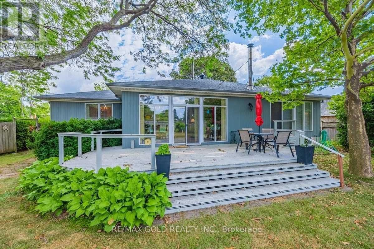 378 Sandlewood Road, Oakville, Ontario  L6L 3S2 - Photo 2 - W12438255