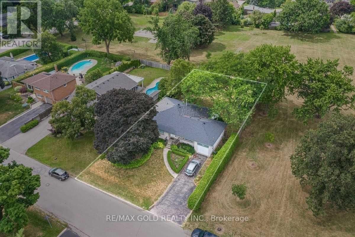 378 Sandlewood Road, Oakville, Ontario  L6L 3S2 - Photo 21 - W12438255