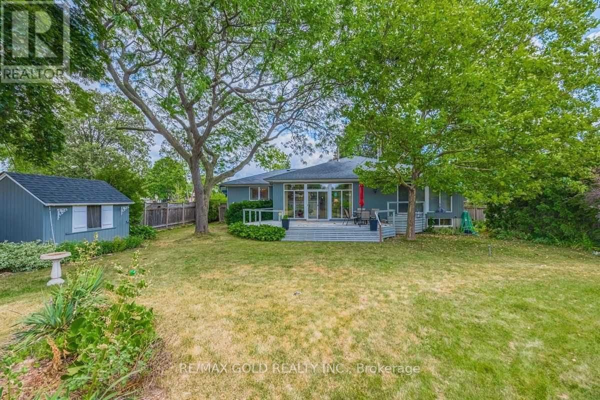 378 Sandlewood Road, Oakville, Ontario  L6L 3S2 - Photo 3 - W12438255