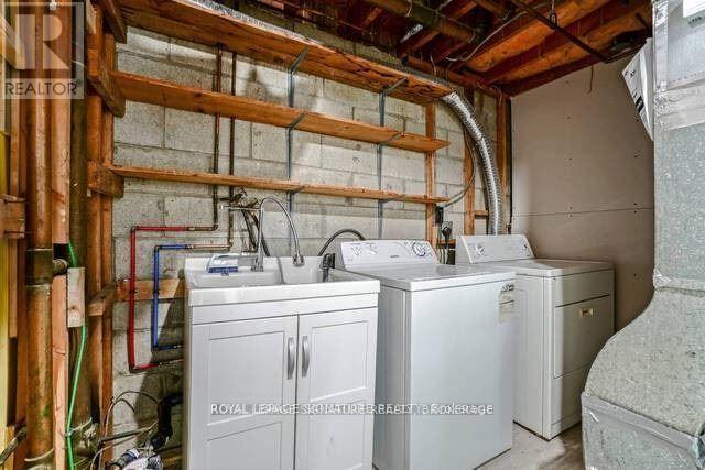 3562 Laddie Crescent, Mississauga, Ontario  L4T 1N1 - Photo 36 - W12438272