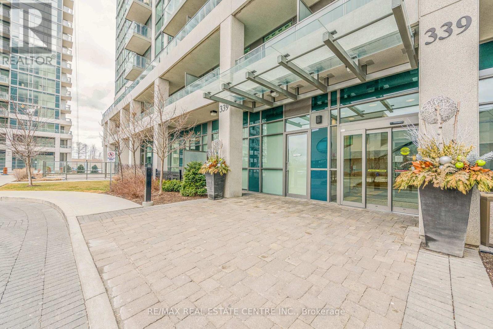 2116 - 339 Rathburn Road W, Mississauga, Ontario  L5B 0K6 - Photo 2 - W12438283