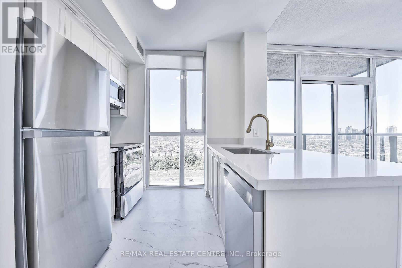 2116 - 339 Rathburn Road W, Mississauga, Ontario  L5B 0K6 - Photo 21 - W12438283