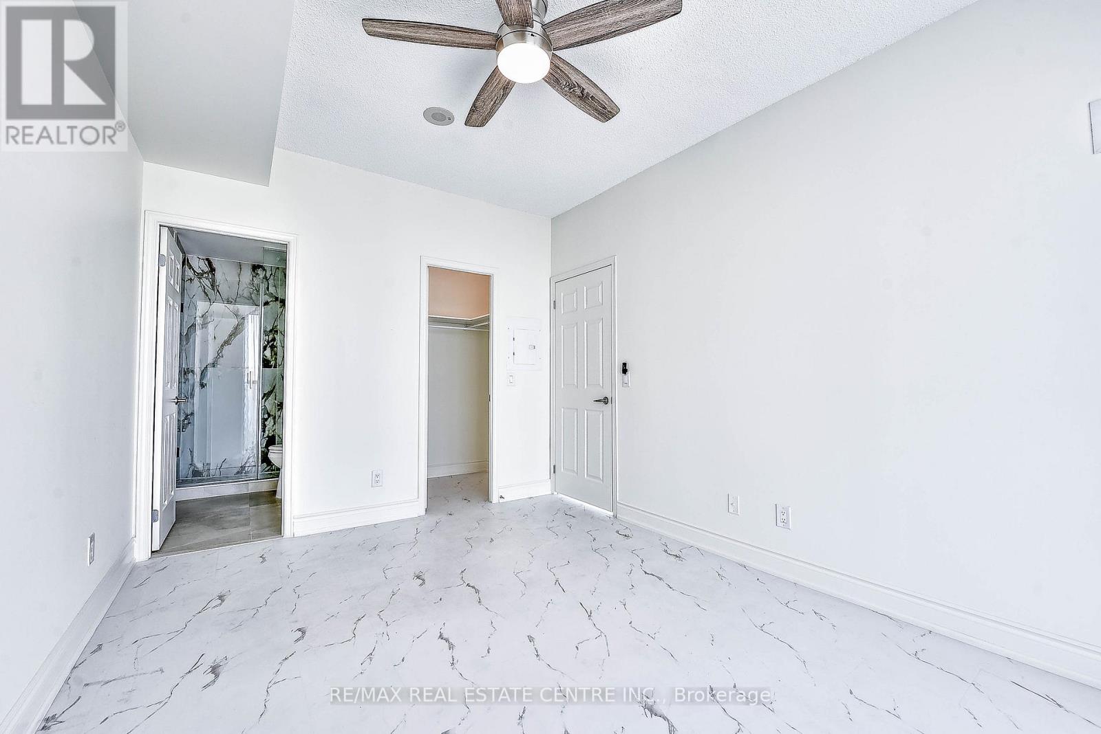 2116 - 339 Rathburn Road W, Mississauga, Ontario  L5B 0K6 - Photo 26 - W12438283