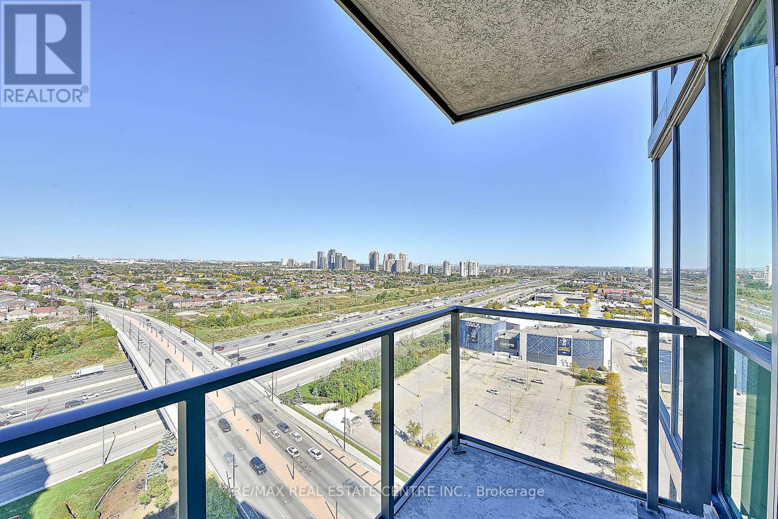 2116 - 339 Rathburn Road W, Mississauga, Ontario  L5B 0K6 - Photo 32 - W12438283