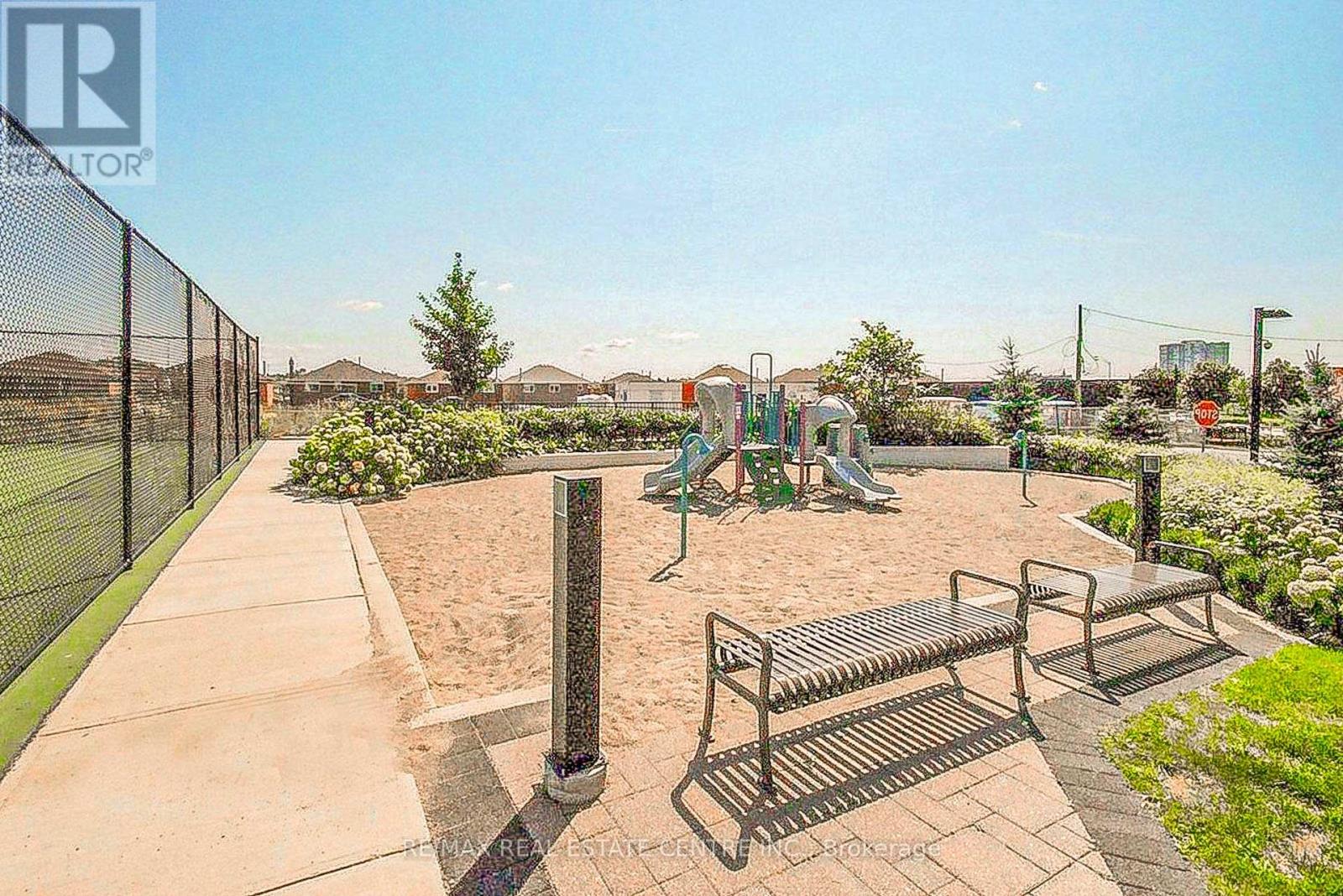 2116 - 339 Rathburn Road W, Mississauga, Ontario  L5B 0K6 - Photo 47 - W12438283