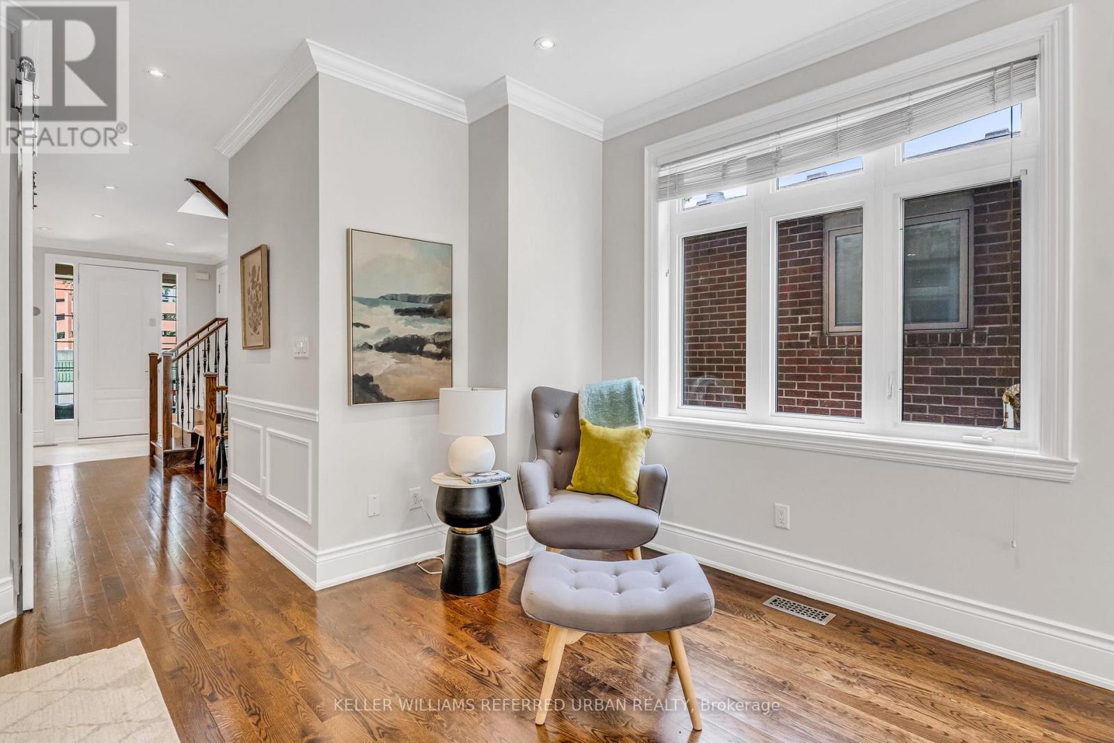 31 Bisset Avenue, Toronto, Ontario  M8W 2T1 - Photo 16 - W12438313