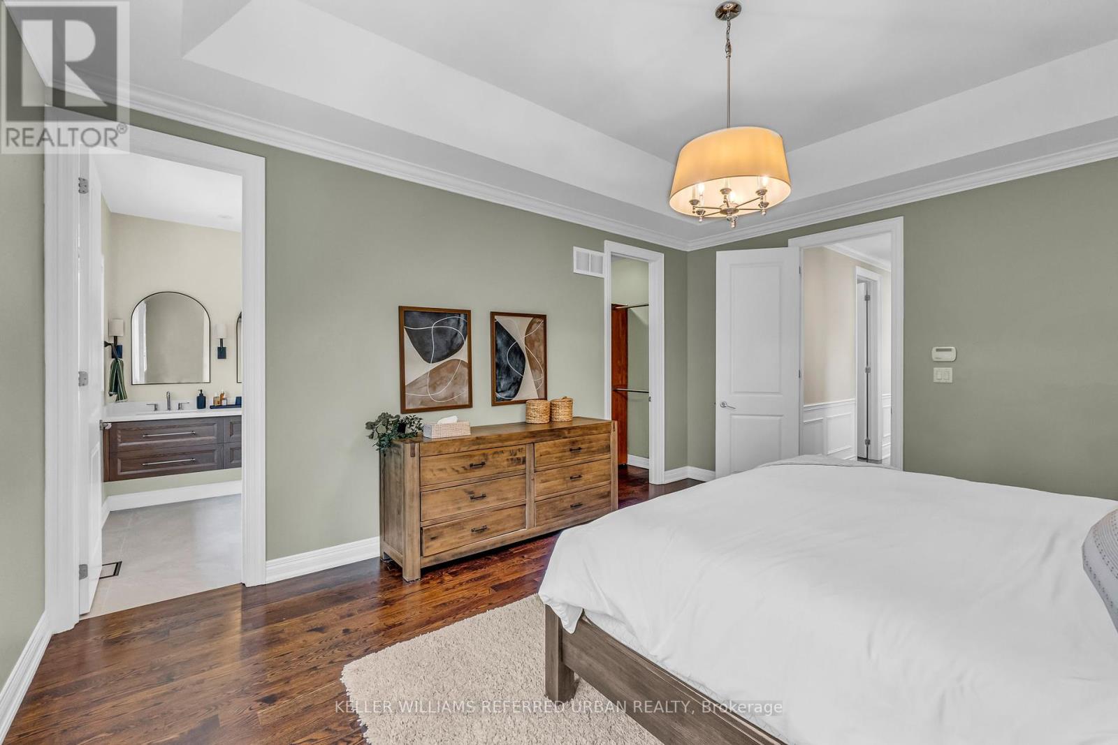 31 Bisset Avenue, Toronto, Ontario  M8W 2T1 - Photo 21 - W12438313