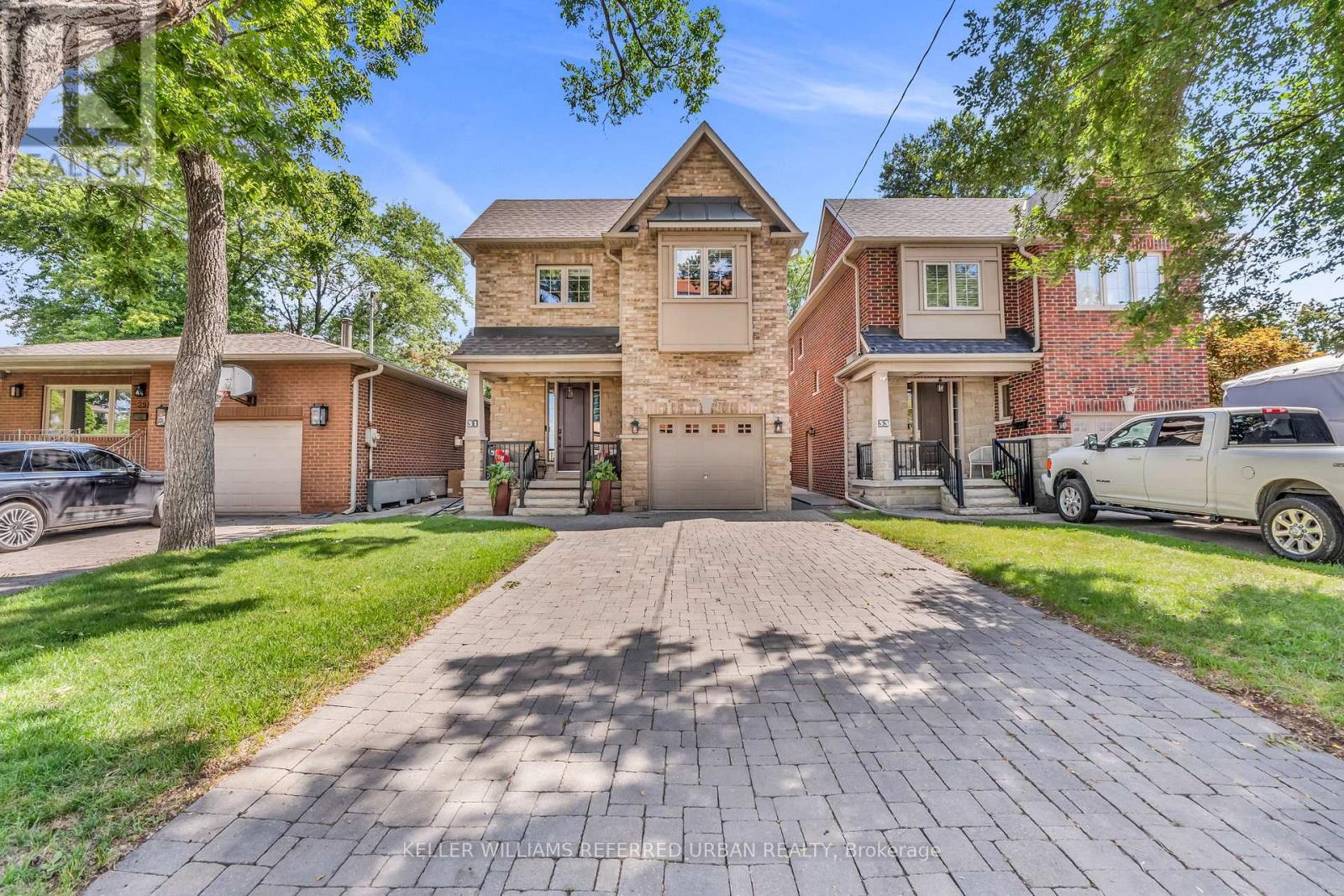 31 Bisset Avenue, Toronto, Ontario  M8W 2T1 - Photo 3 - W12438313
