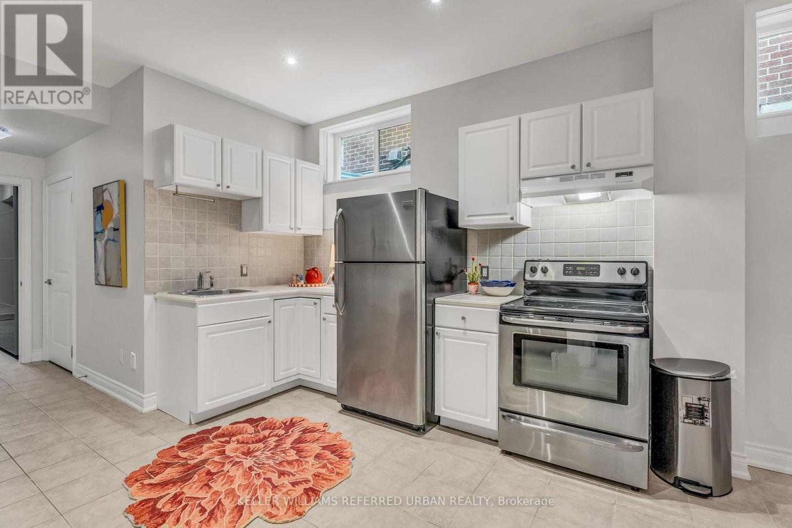 31 Bisset Avenue, Toronto, Ontario  M8W 2T1 - Photo 41 - W12438313