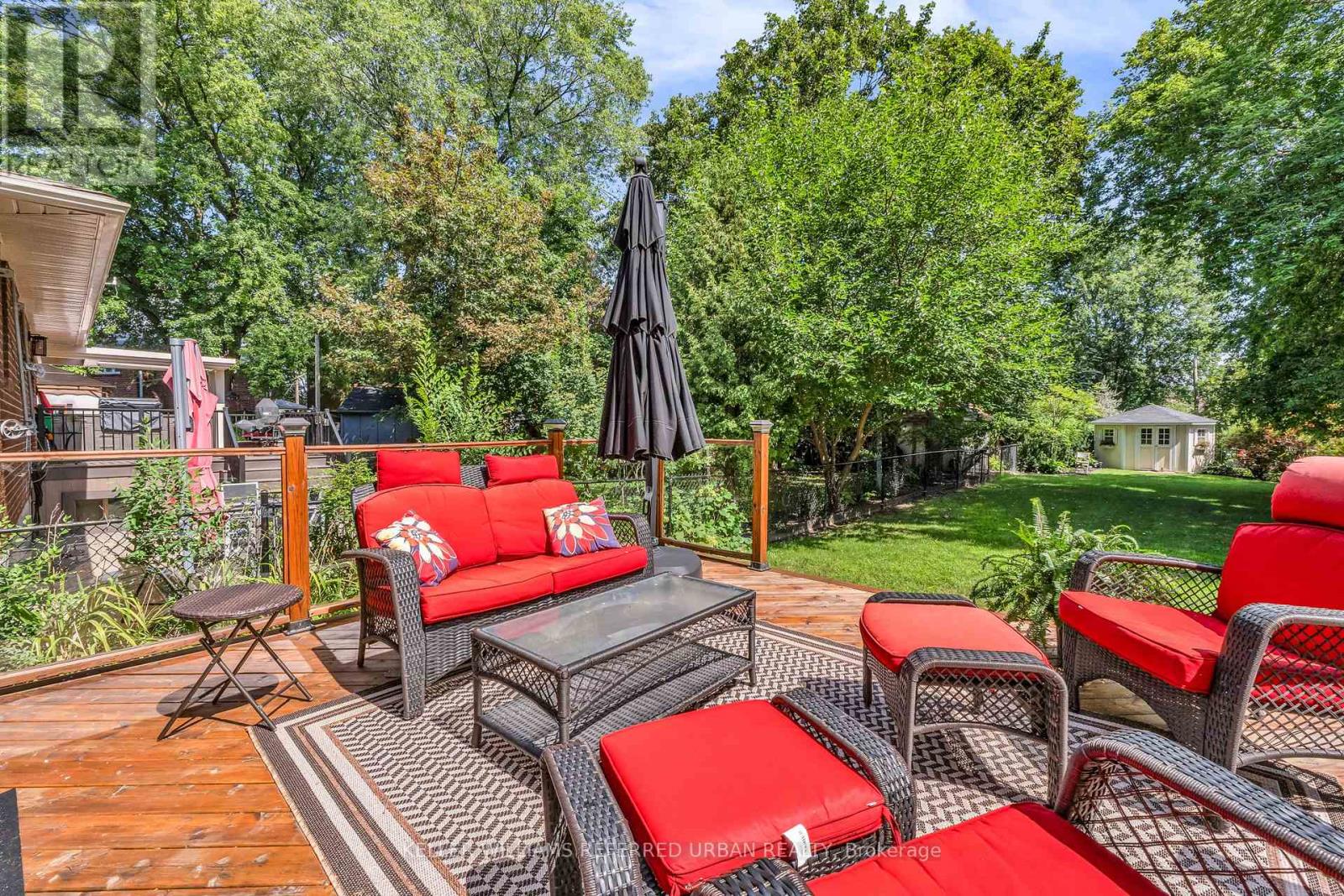 31 Bisset Avenue, Toronto, Ontario  M8W 2T1 - Photo 46 - W12438313
