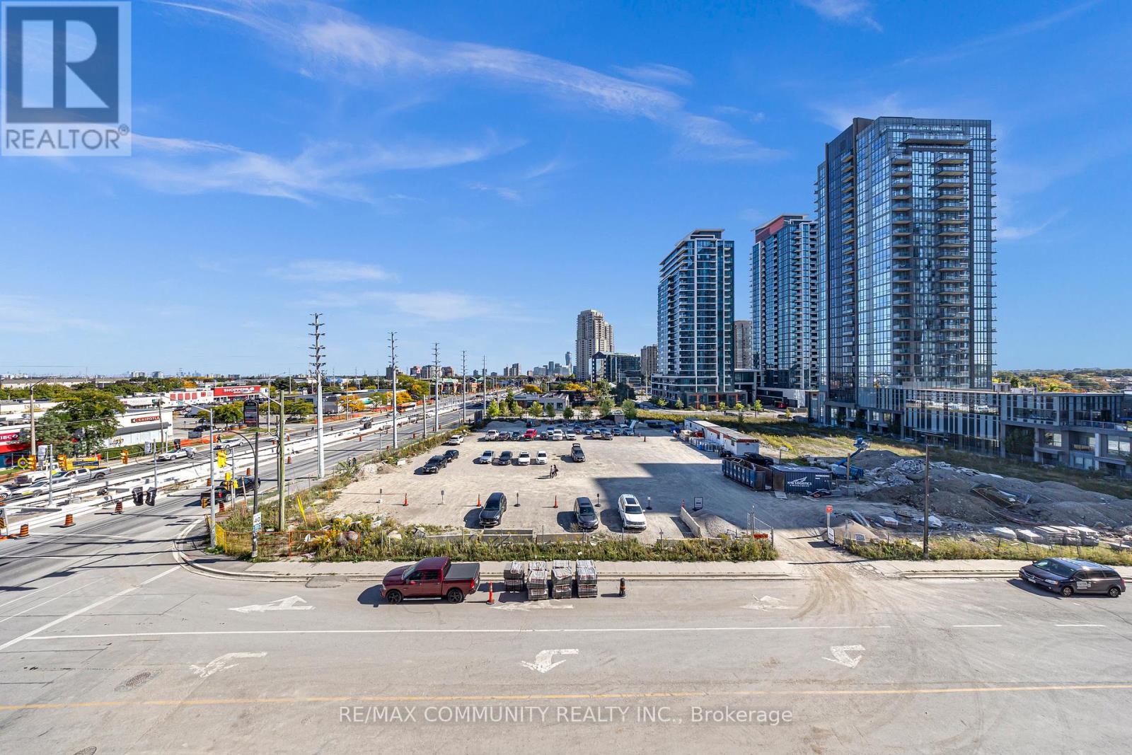 404 - 15 Watergarden Drive W, Mississauga, Ontario  L5R 1B2 - Photo 10 - W12438336