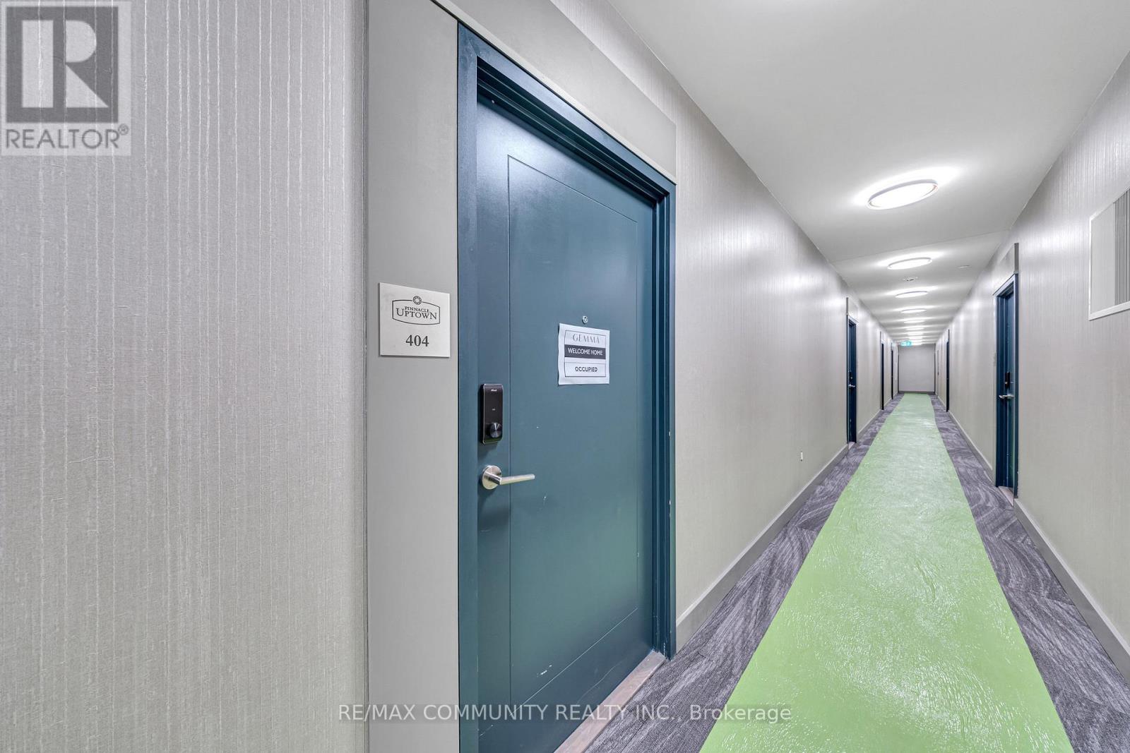 404 - 15 Watergarden Drive W, Mississauga, Ontario  L5R 1B2 - Photo 17 - W12438336