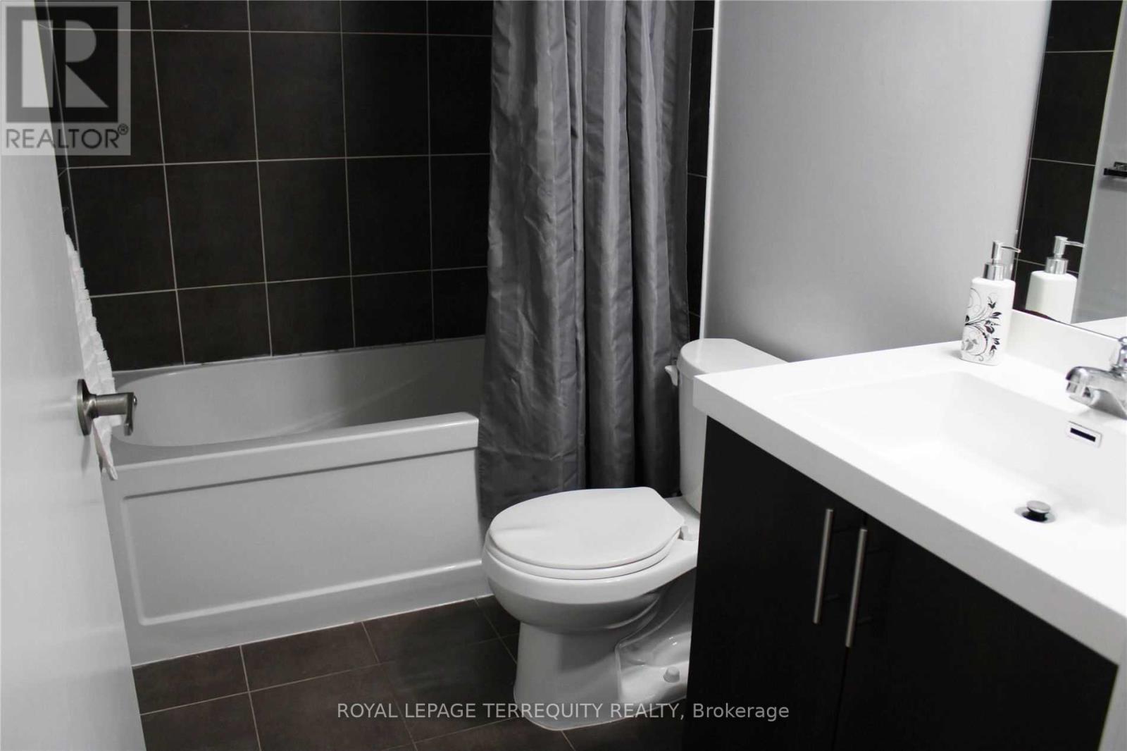 808 - 1420 Dupont Street, Toronto, Ontario  M6H 0C2 - Photo 11 - W12438342