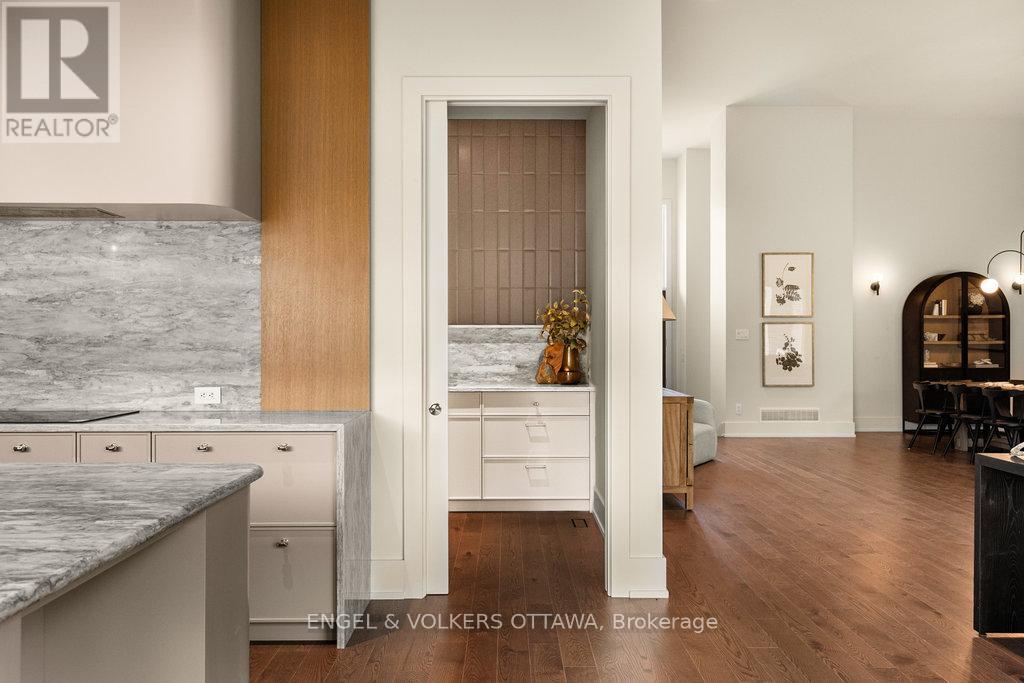 291 Billings Avenue, Ottawa, Ontario  K1H 5L2 - Photo 22 - X12438372