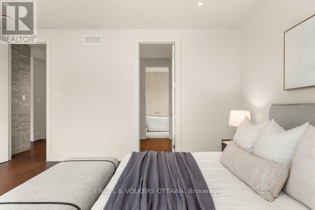291 Billings Avenue, Ottawa, Ontario  K1H 5L2 - Photo 27 - X12438372
