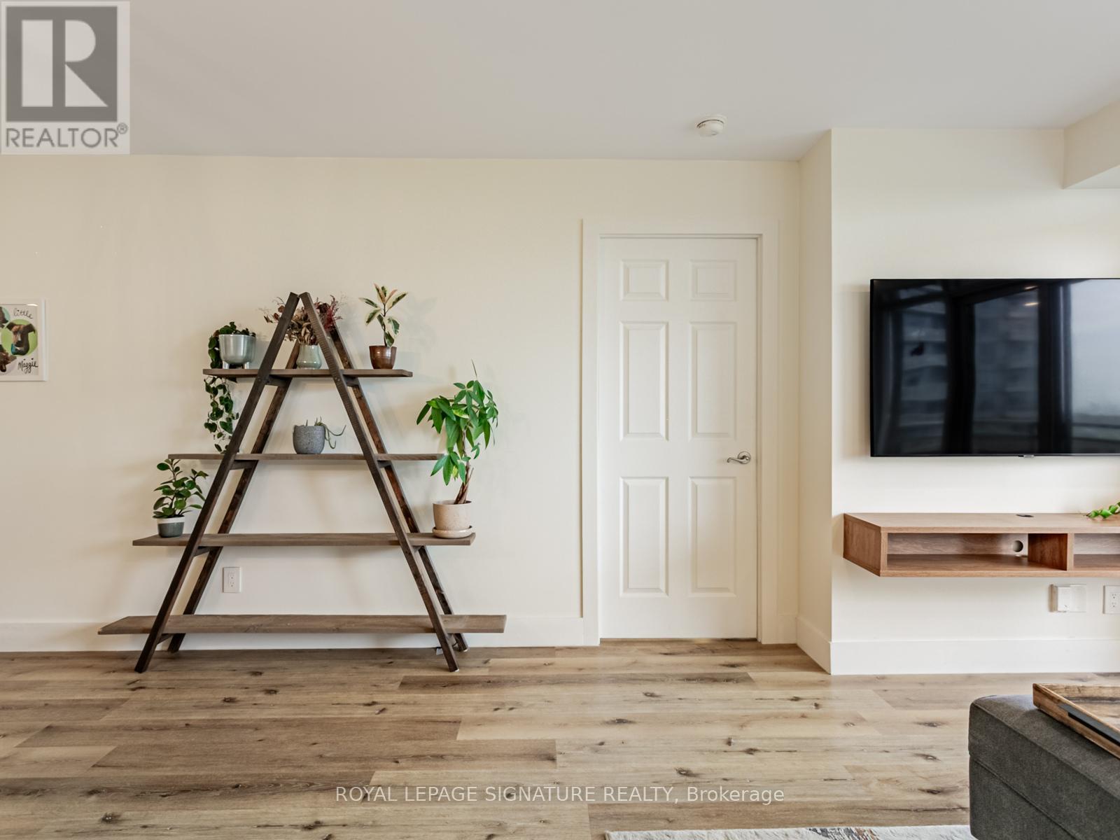 507 - 5229 Dundas Street, Toronto, Ontario  M9B 6L9 - Photo 11 - W12438157