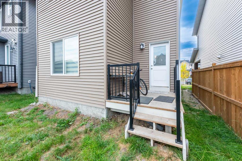132 Highview Gate Se, Airdrie, Alberta  T4A 3L6 - Photo 11 - A2261164