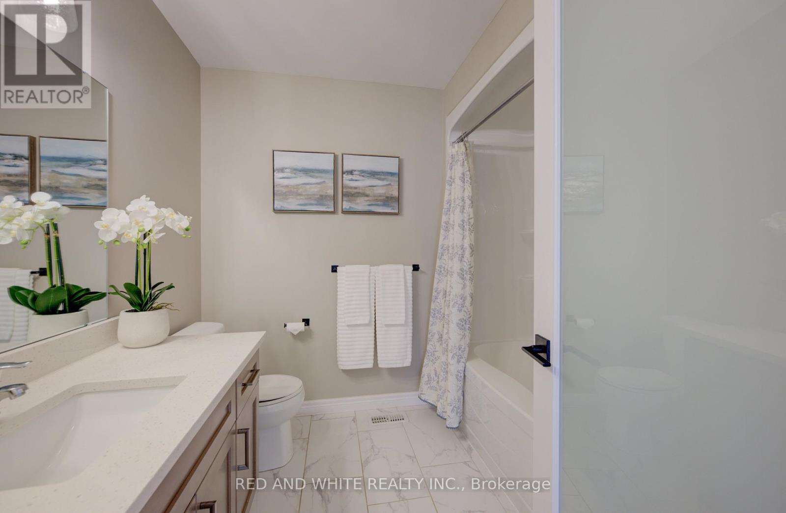 56 Norfolk Street, Norfolk, Ontario  N0E 1Y0 - Photo 18 - X12438232
