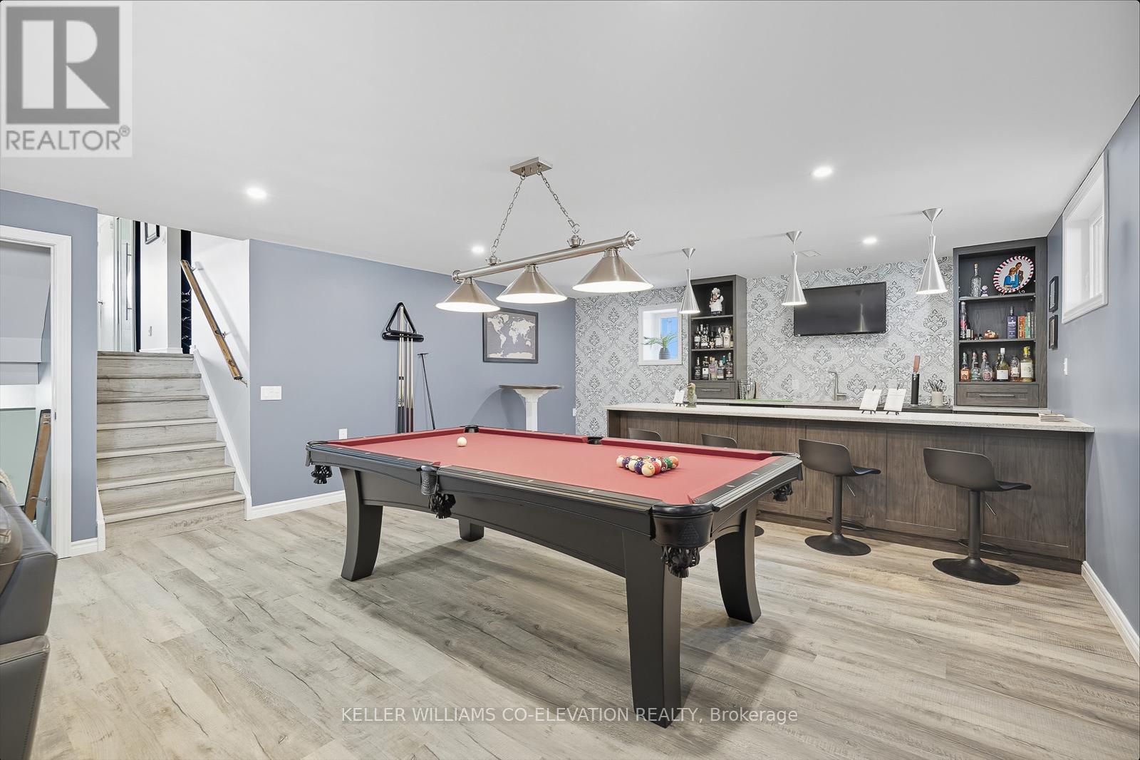 286 Tagge Crescent, Kitchener, Ontario  N2K 3R7 - Photo 12 - X12438243