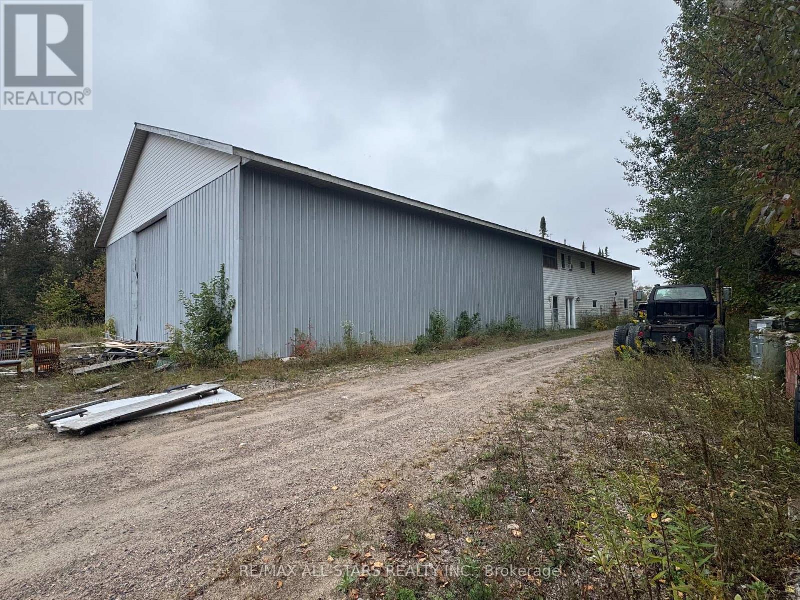 4066 Gelert Road, Minden Hills, Ontario  K0M 2K0 - Photo 21 - X12438251