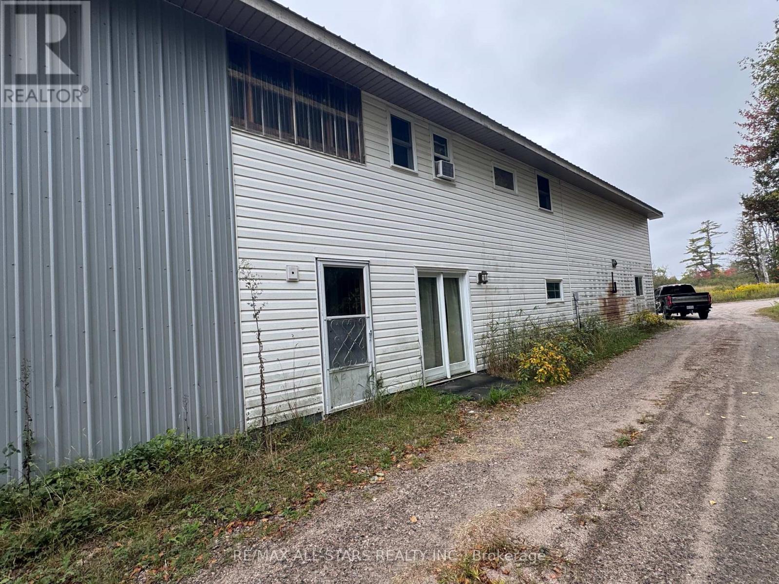 4066 Gelert Road, Minden Hills, Ontario  K0M 2K0 - Photo 23 - X12438251