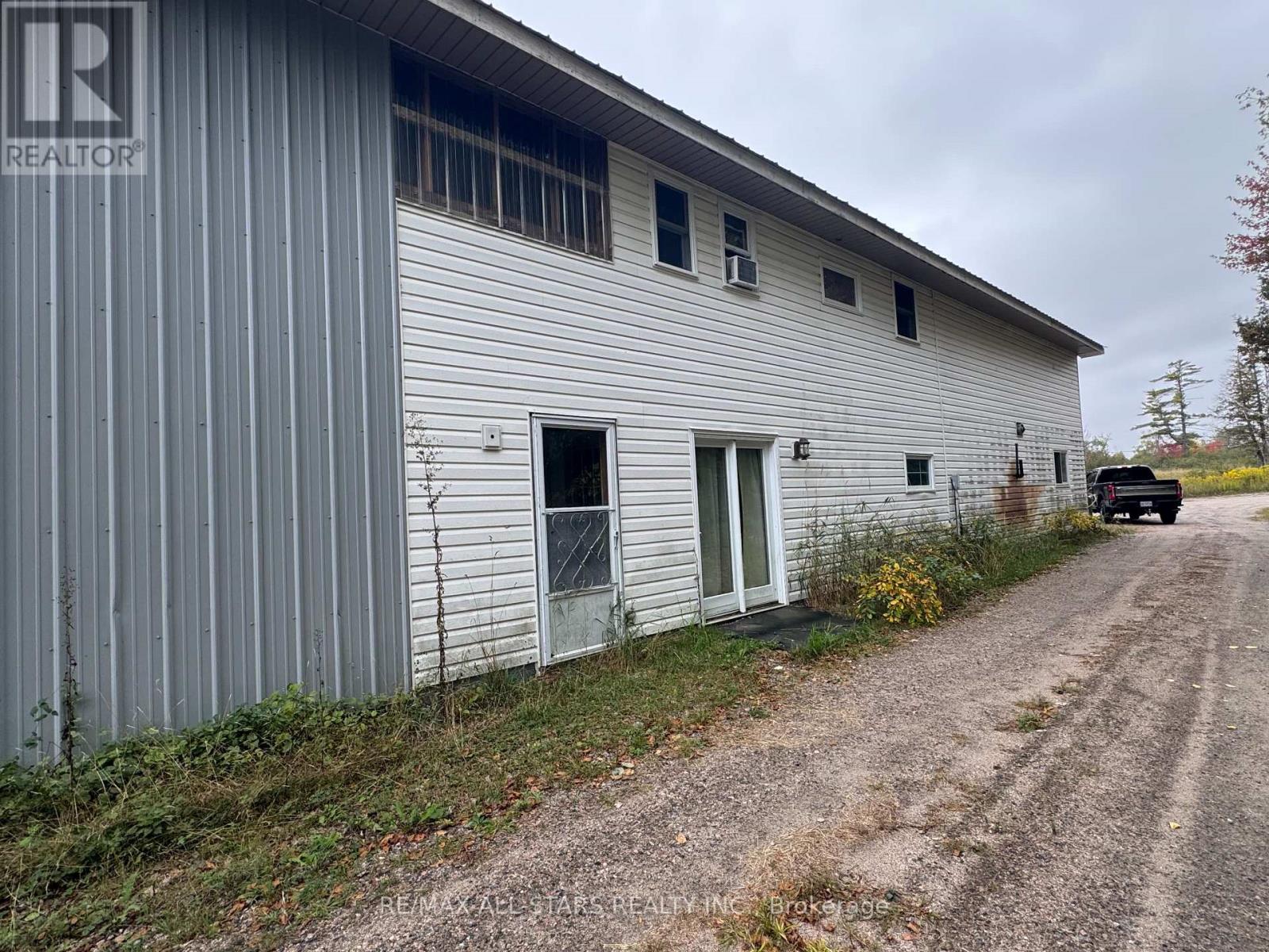 4066 Gelert Road, Minden Hills, Ontario  K0M 2K0 - Photo 24 - X12438251