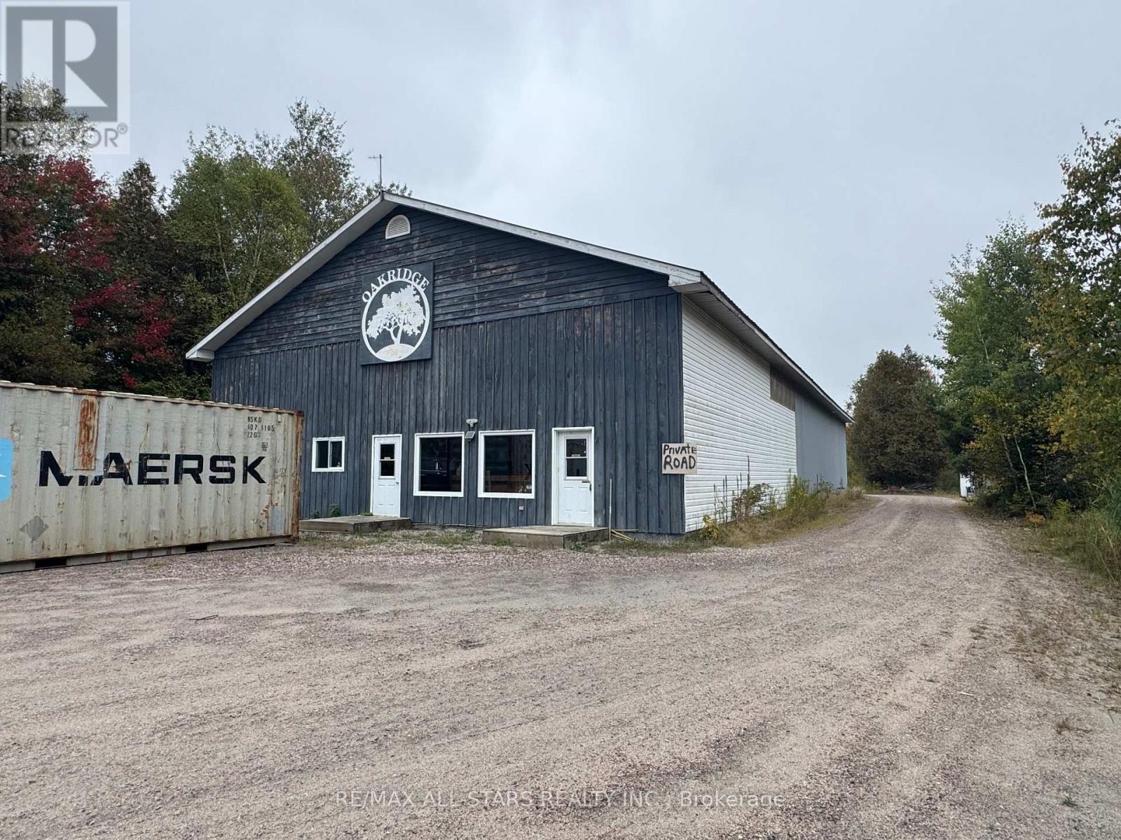 4066 Gelert Road, Minden Hills, Ontario  K0M 2K0 - Photo 4 - X12438251