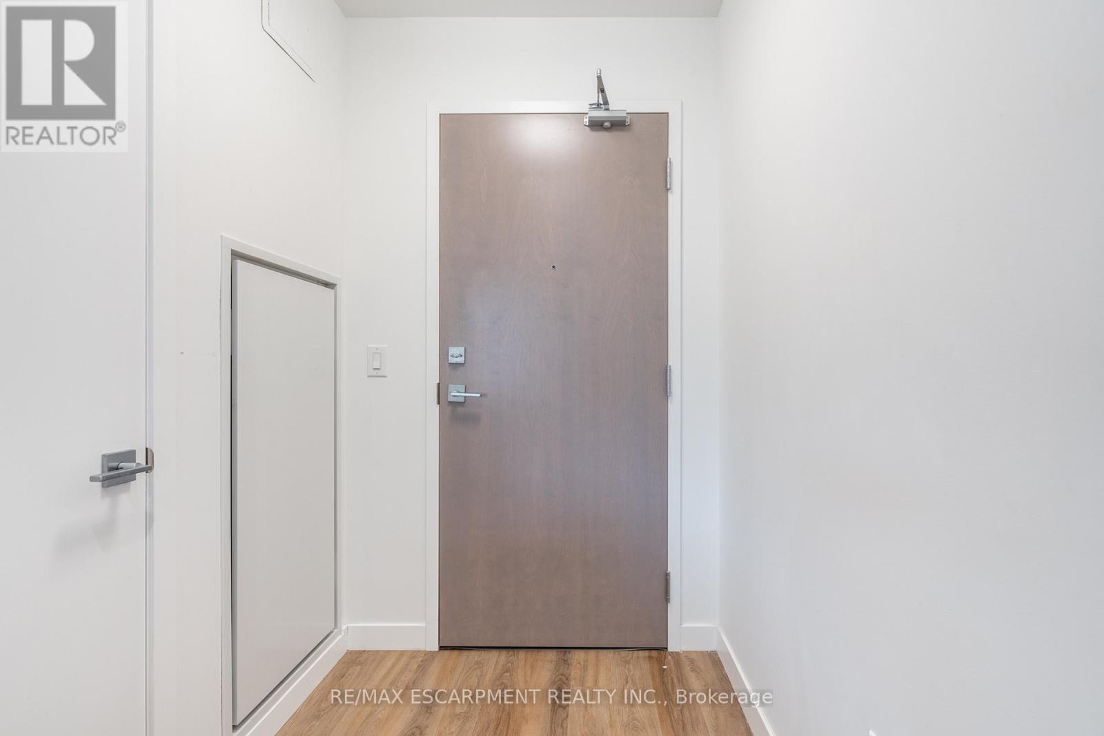 308 - 467 Charlton Avenue E, Hamilton, Ontario  L8N 0B3 - Photo 6 - X12438285