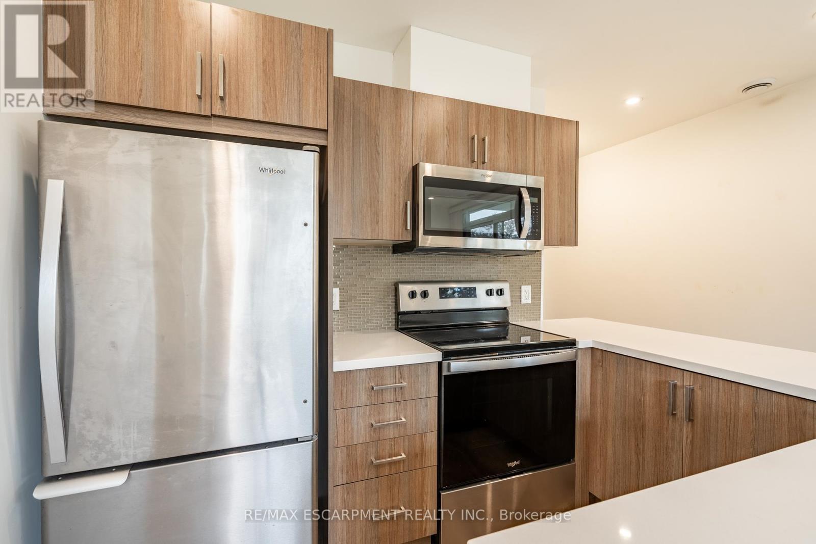 308 - 467 Charlton Avenue E, Hamilton, Ontario  L8N 0B3 - Photo 9 - X12438285