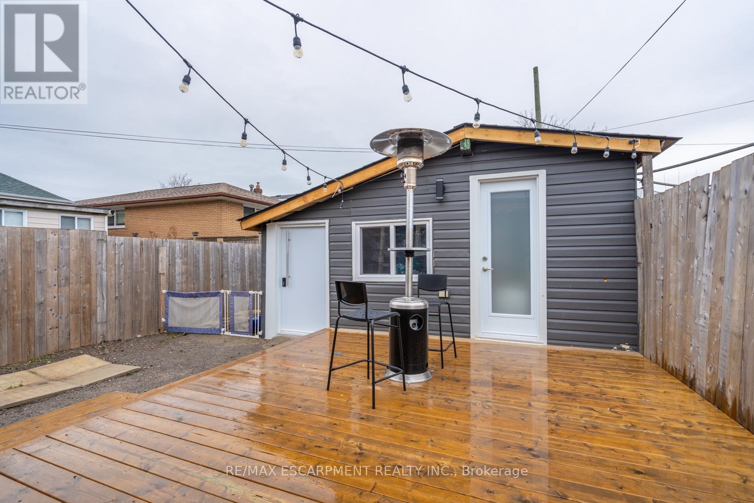 48 Frederick Avenue, Hamilton, Ontario  L8H 4K4 - Photo 27 - X12438304