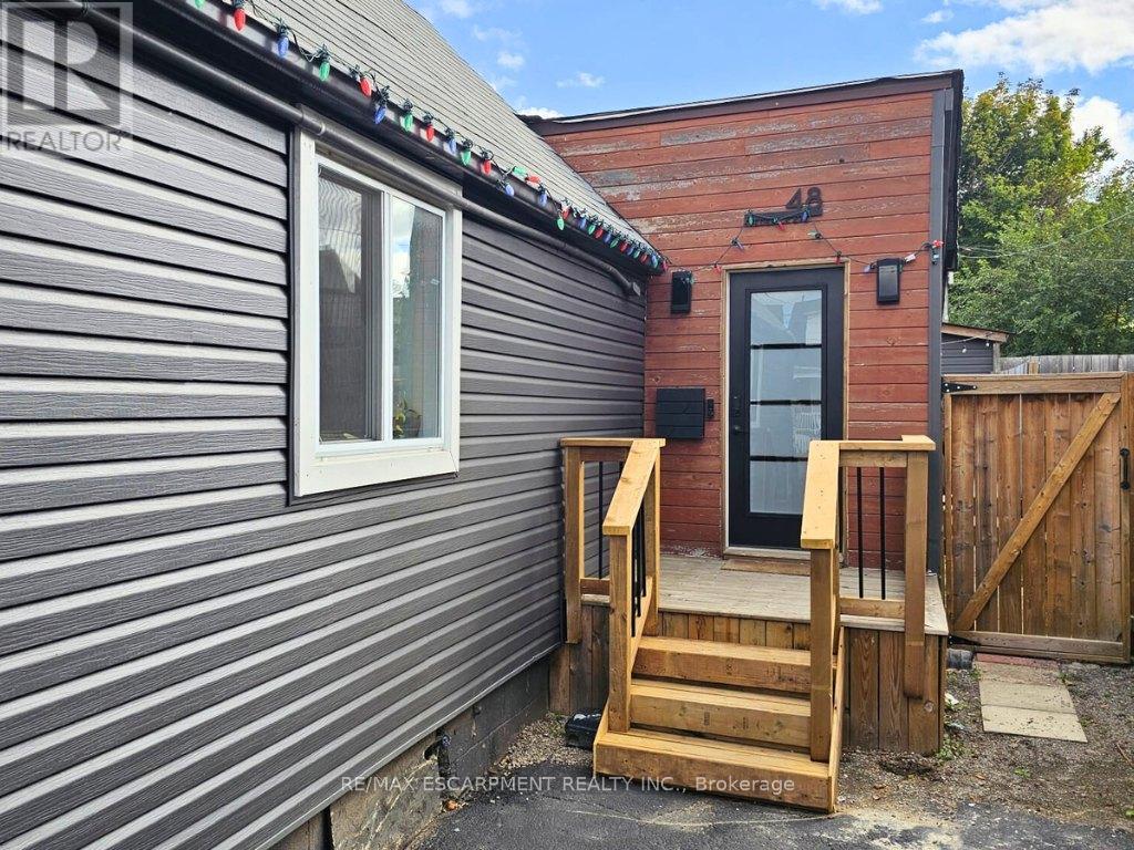 48 Frederick Avenue, Hamilton, Ontario  L8H 4K4 - Photo 3 - X12438304