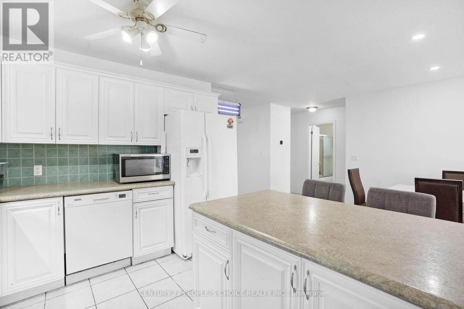 3640 Aberdeen Street, Niagara Falls, Ontario  L2G 7X4 - Photo 14 - X12438312