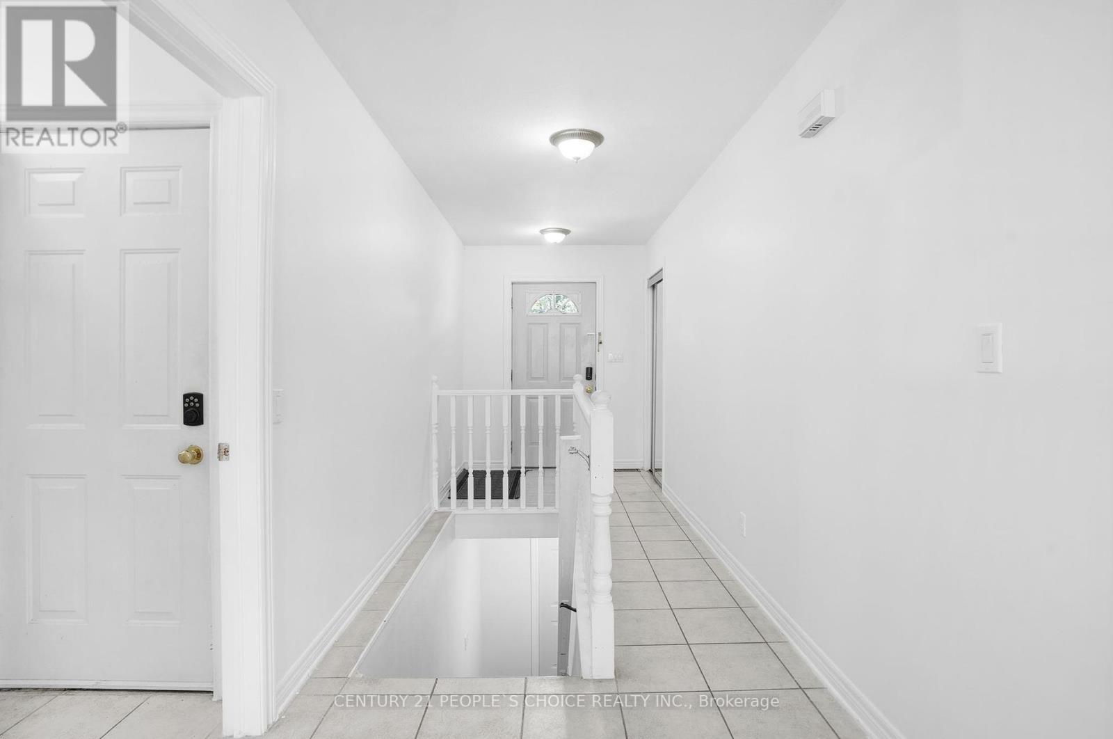 3640 Aberdeen Street, Niagara Falls, Ontario  L2G 7X4 - Photo 16 - X12438312
