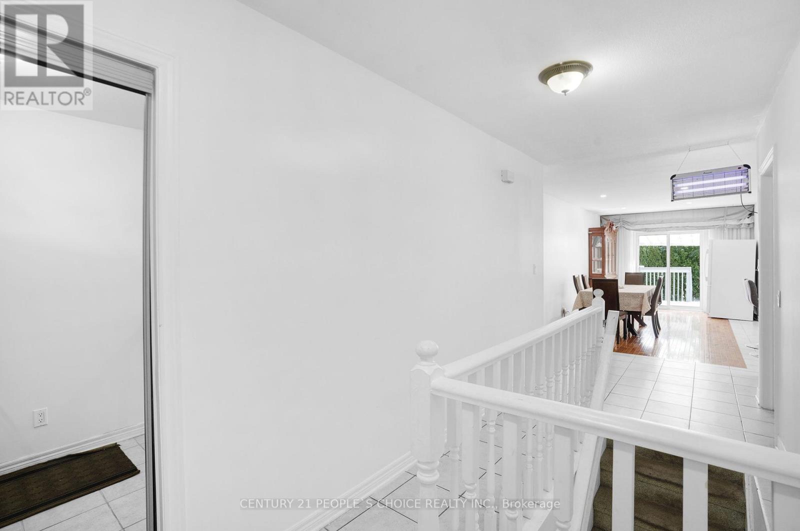 3640 Aberdeen Street, Niagara Falls, Ontario  L2G 7X4 - Photo 17 - X12438312
