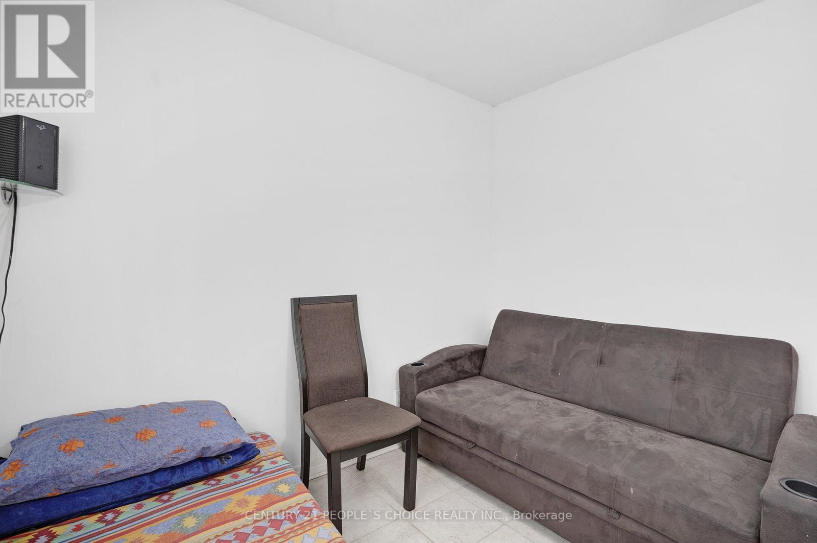 3640 Aberdeen Street, Niagara Falls, Ontario  L2G 7X4 - Photo 28 - X12438312