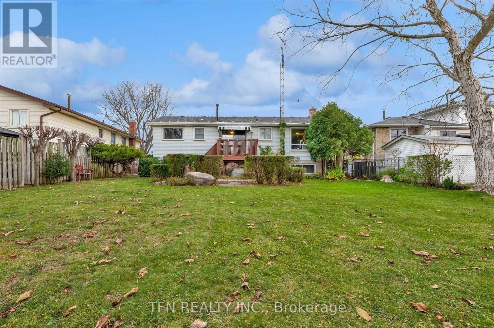 6025 Upper Belaire Avenue, Niagara Falls, Ontario  L2H 1V1 - Photo 19 - X12438319