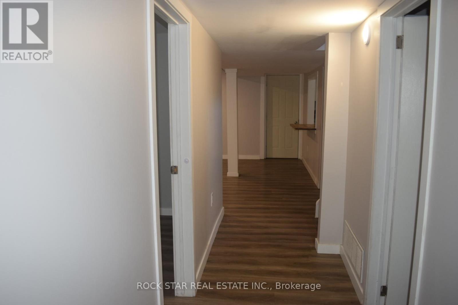 Lower - 82 Deere Street, Welland, Ontario  L3B 2L8 - Photo 13 - X12438343