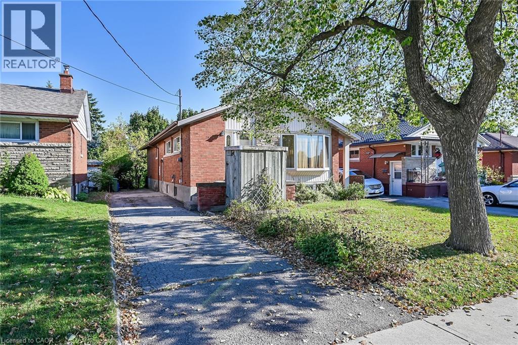 29 Gildea Street, Hamilton, Ontario  L8V 2G6 - Photo 2 - 40775540