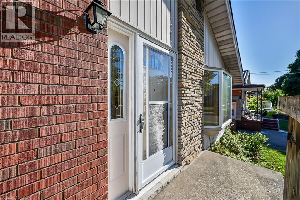 29 Gildea Street, Hamilton, Ontario  L8V 2G6 - Photo 4 - 40775540