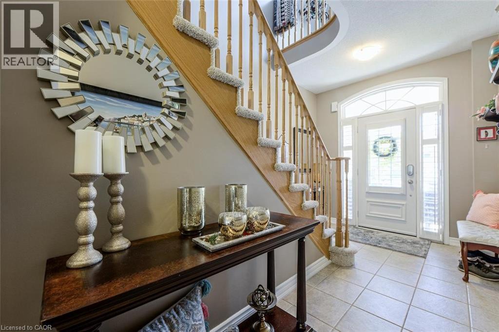 65 Cathedral Court, Waterdown, Ontario  L8B 0S1 - Photo 4 - 40775522